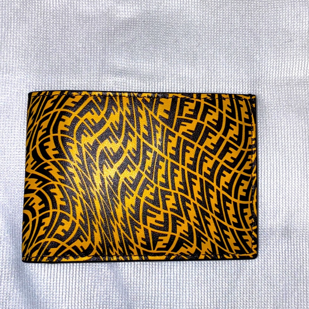 Fendi X Sarah Coleman wallet FF VERTIGO YELLOW BLACK